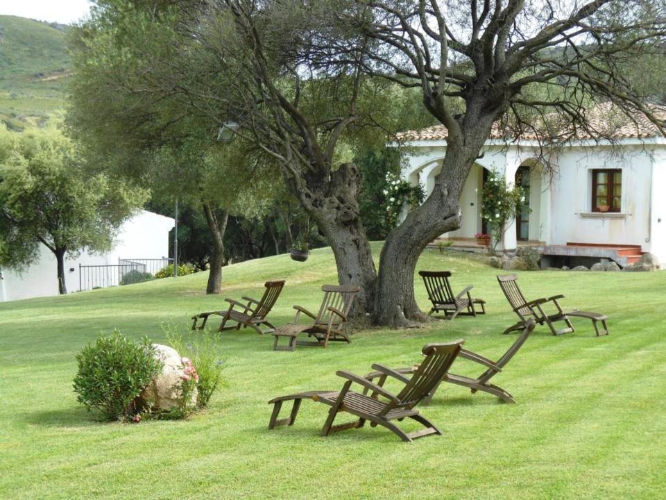 Tenuta Le Terre 1927 Guest House Сан Теодоро Екстериор снимка