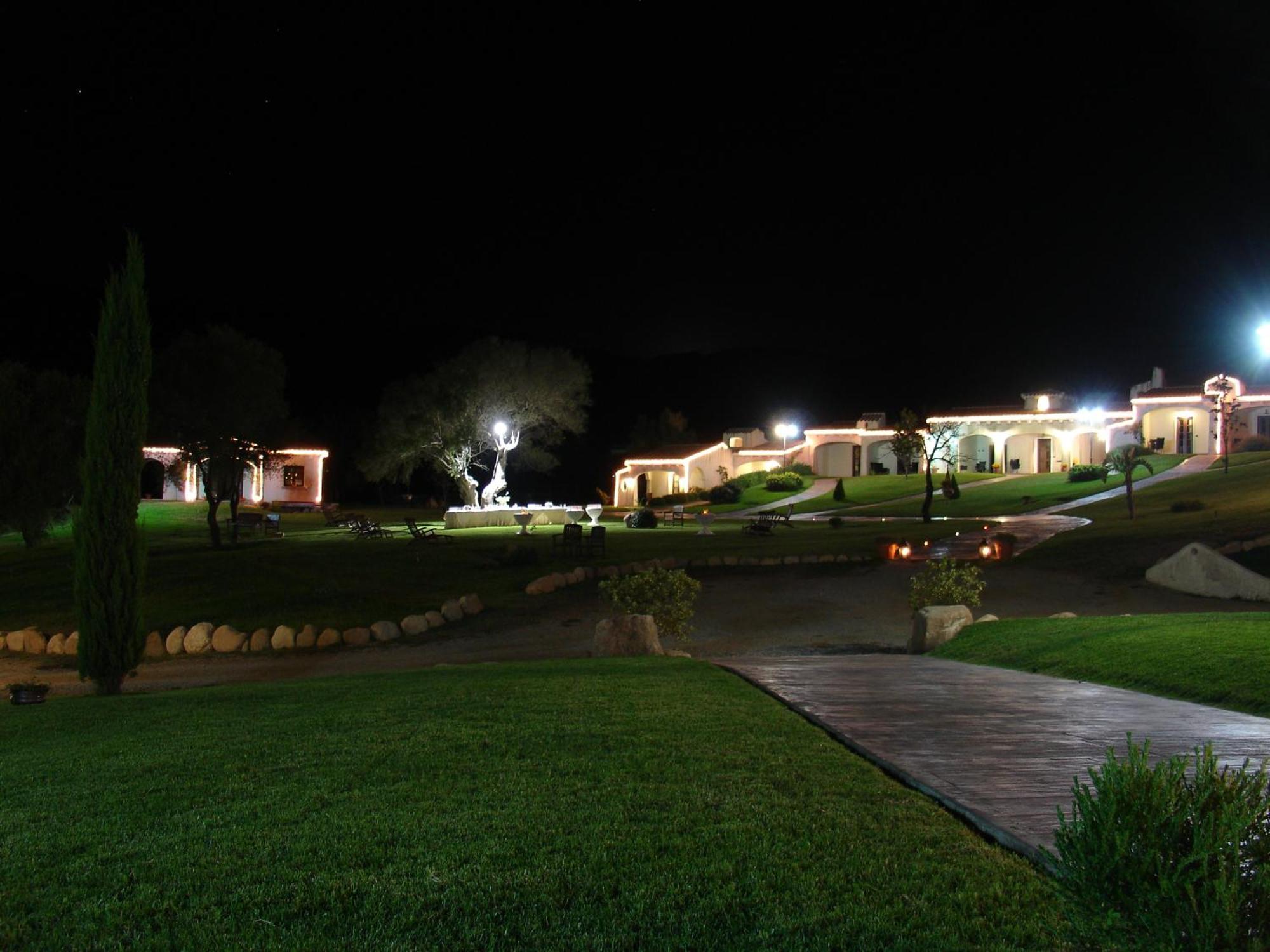 Tenuta Le Terre 1927 Guest House Сан Теодоро Екстериор снимка