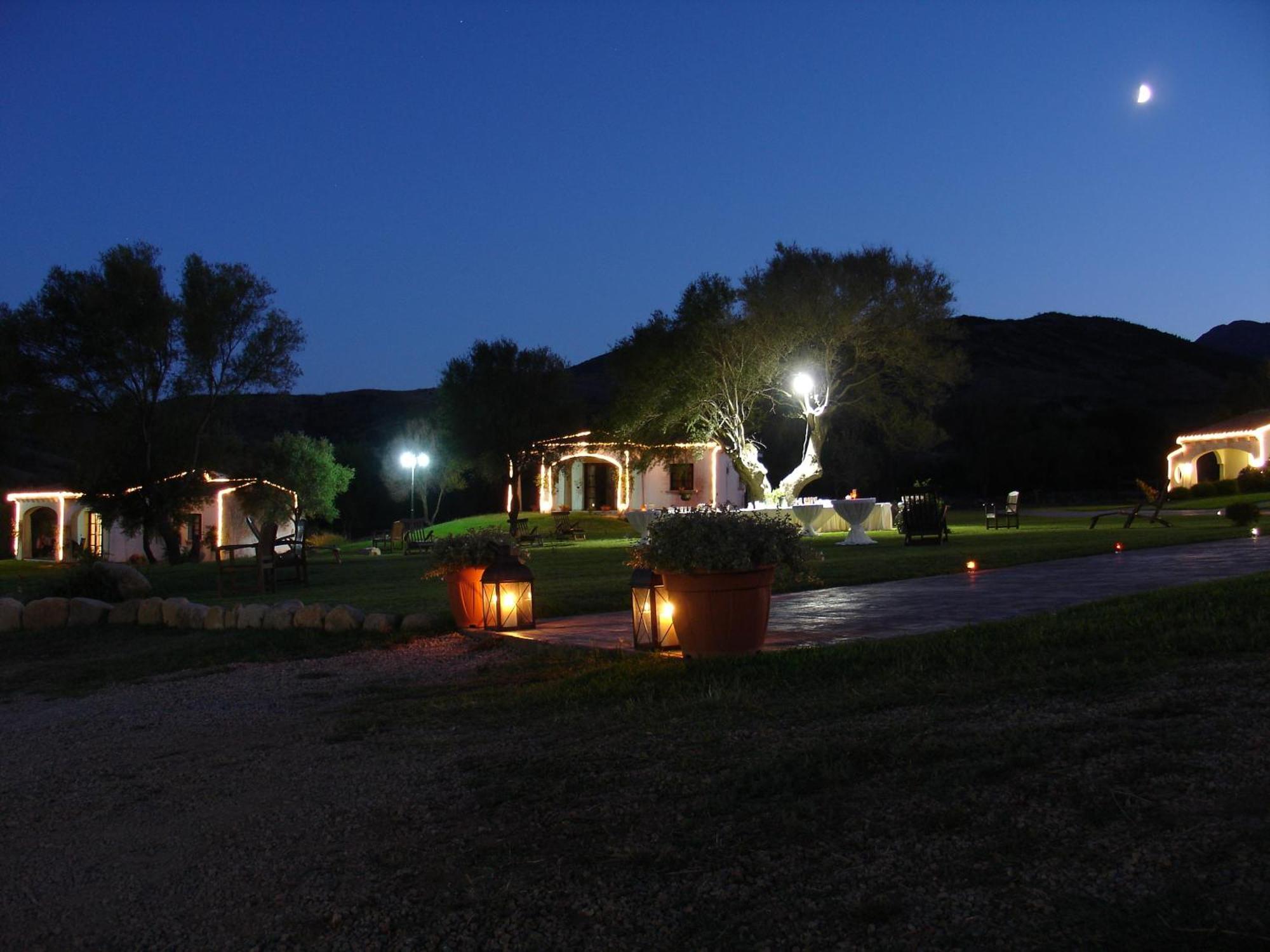 Tenuta Le Terre 1927 Guest House Сан Теодоро Екстериор снимка